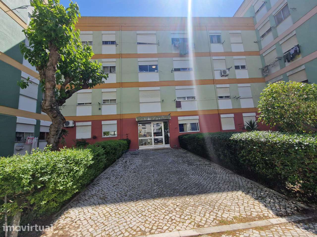 Apartamento T1 Totalmente Remodelado em Miratejo – Pronto a Habitar - Grande imagem: 2/21