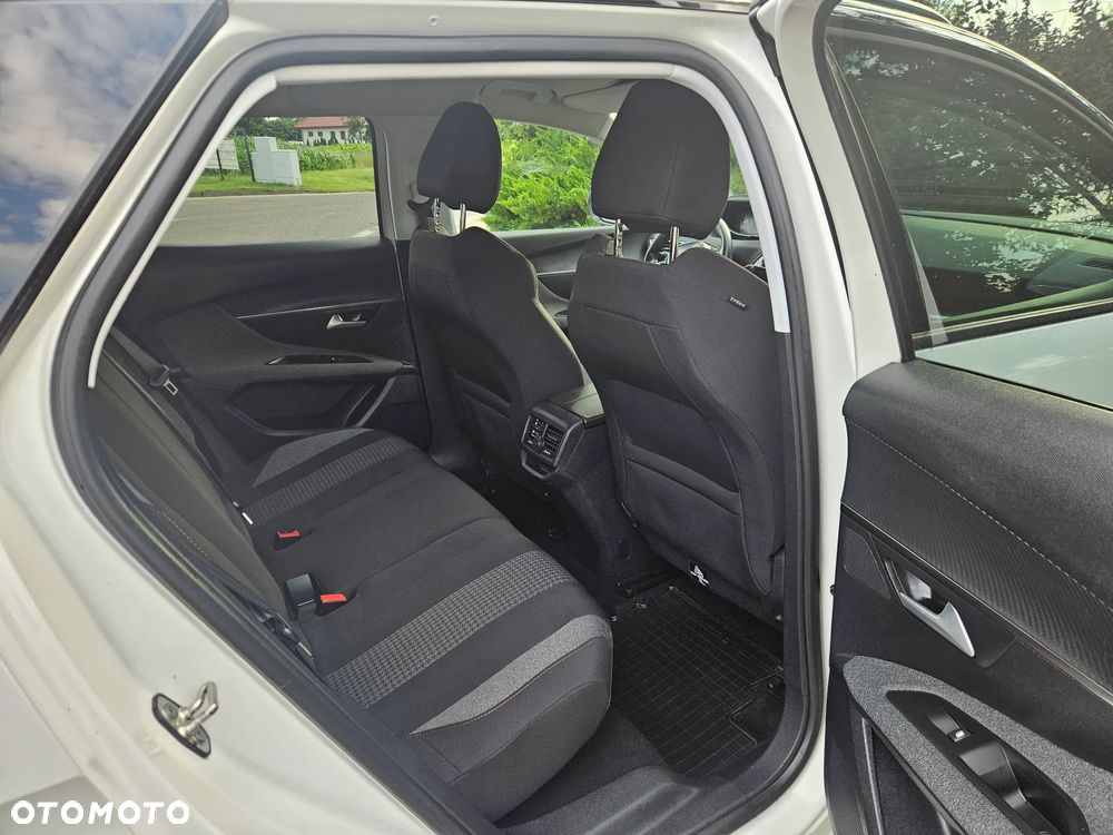 Peugeot 3008 BlueHDi 120 Stop & Start Style - 36