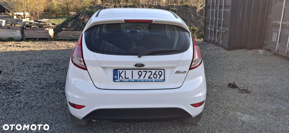 Ford Fiesta - 4