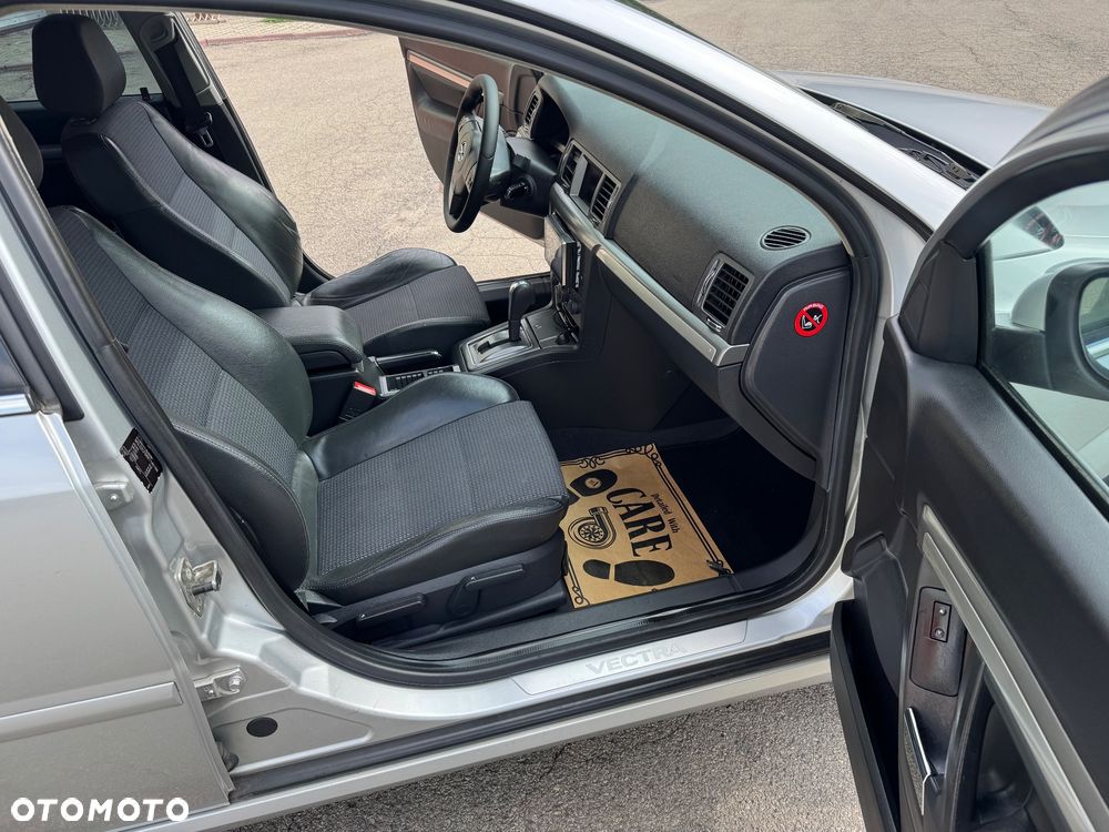 Opel Vectra 1.9 CDTI DPF Automatik Sport/GTS - 15