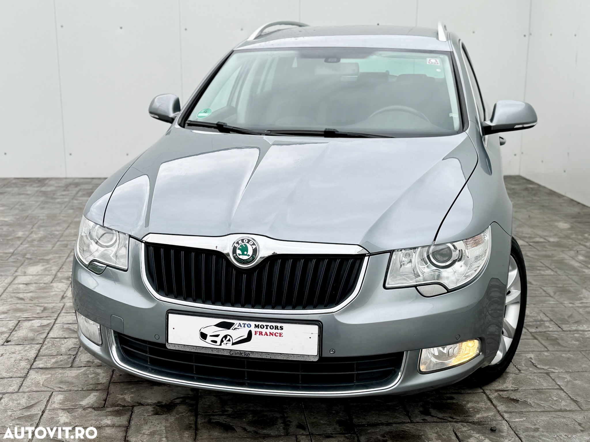 Skoda Superb 2.0 TDI DSG Exclusive - 15