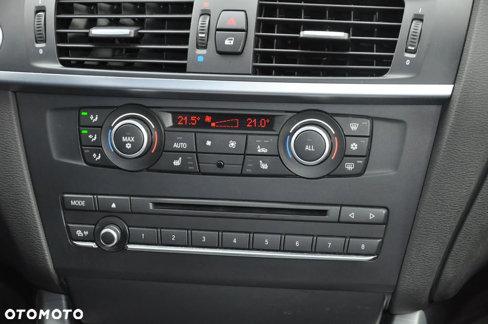 BMW X3 28i xDrive - 33