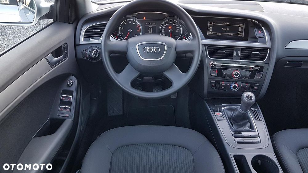 Audi A4 Avant 1.8 TFSI Attraction - 14