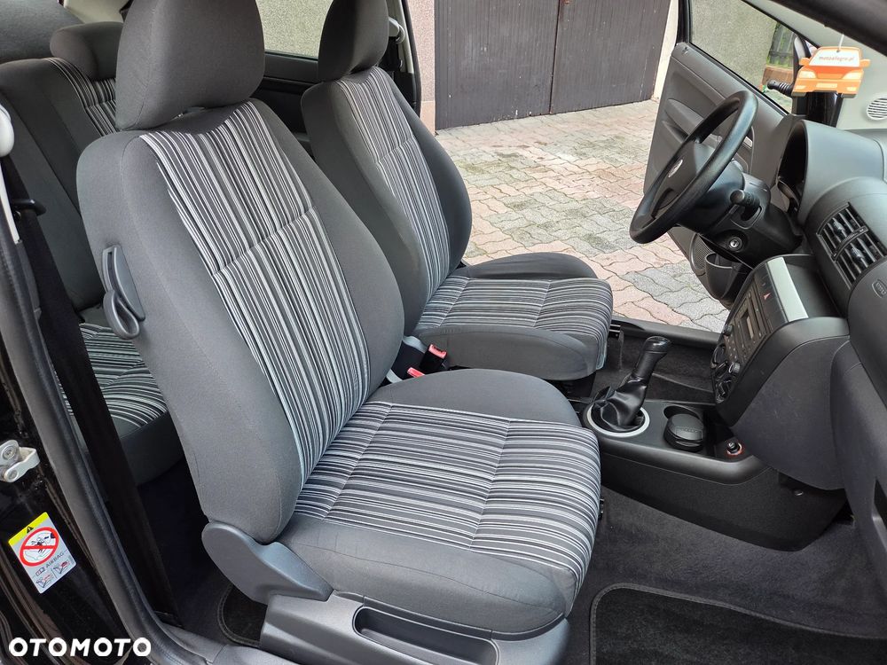 Volkswagen Fox - 17