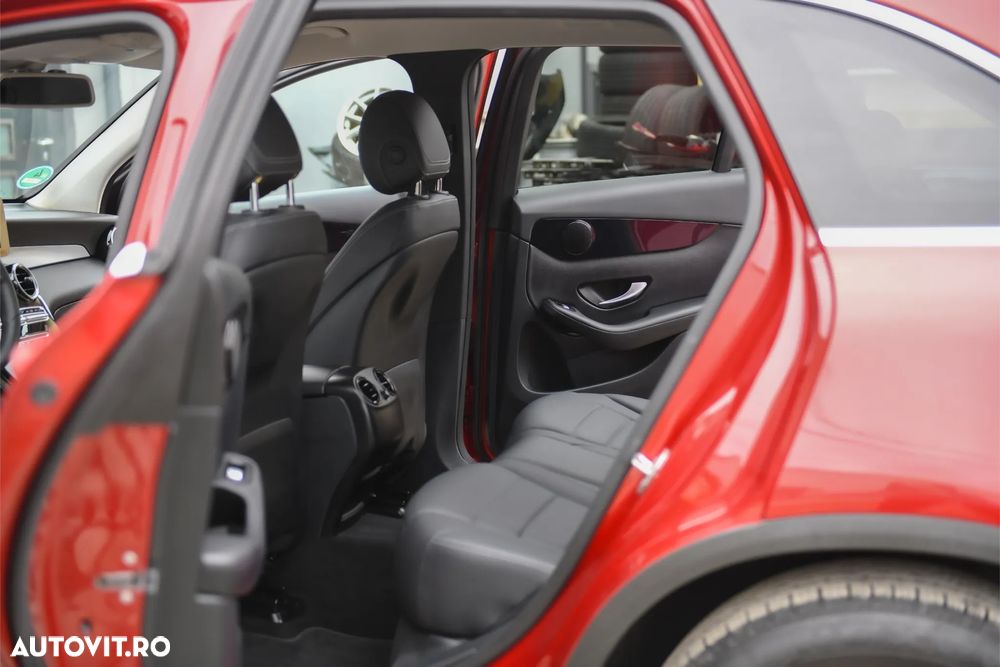 Mercedes-Benz GLC - 11