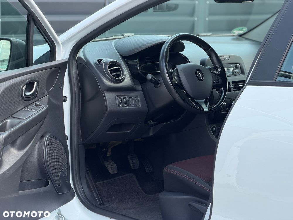 Renault Clio 1.2 16V Limited Plus - 8