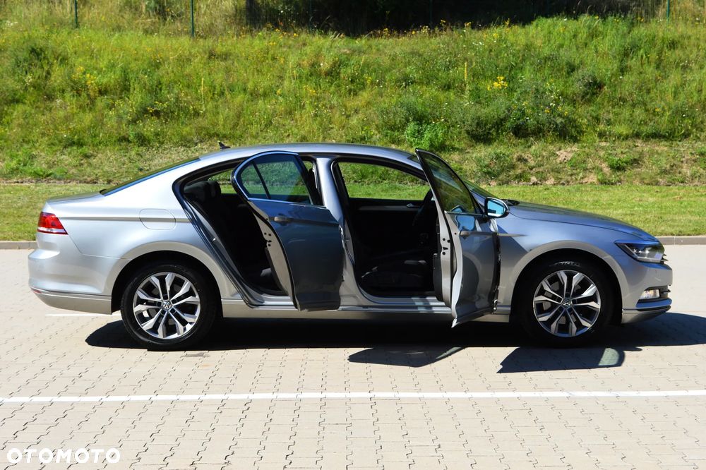 Volkswagen Passat 1.8 TSI BMT Comfortline DSG - 27