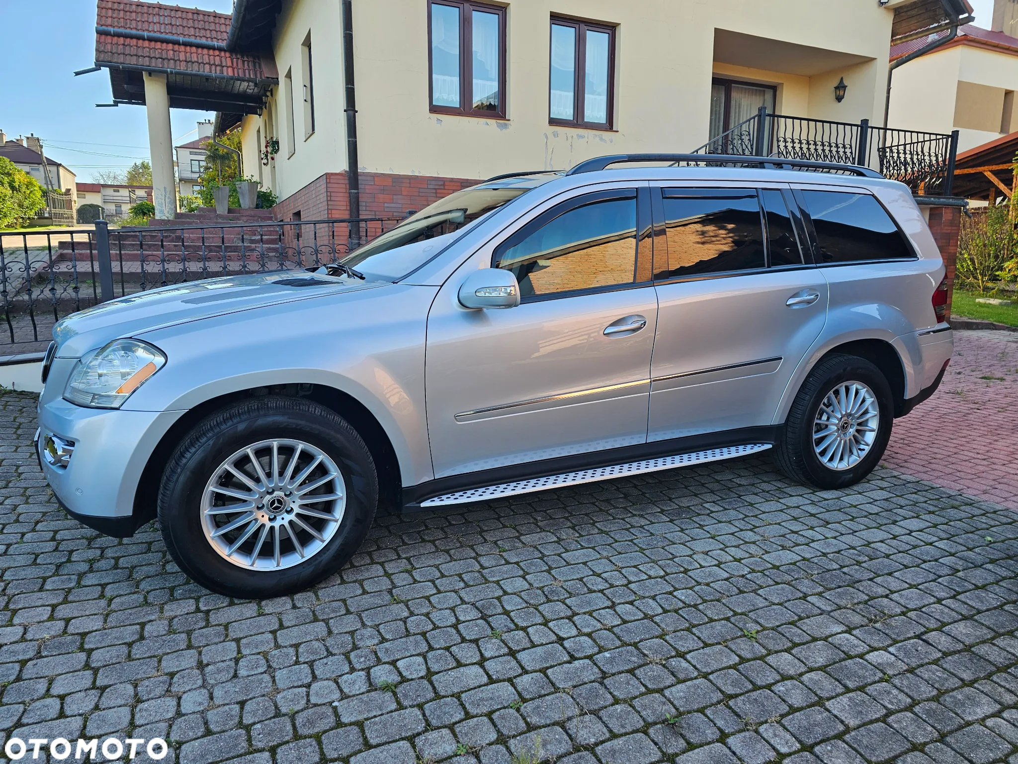 Mercedes-Benz GL 450 4Matic 7G-TRONIC - 22
