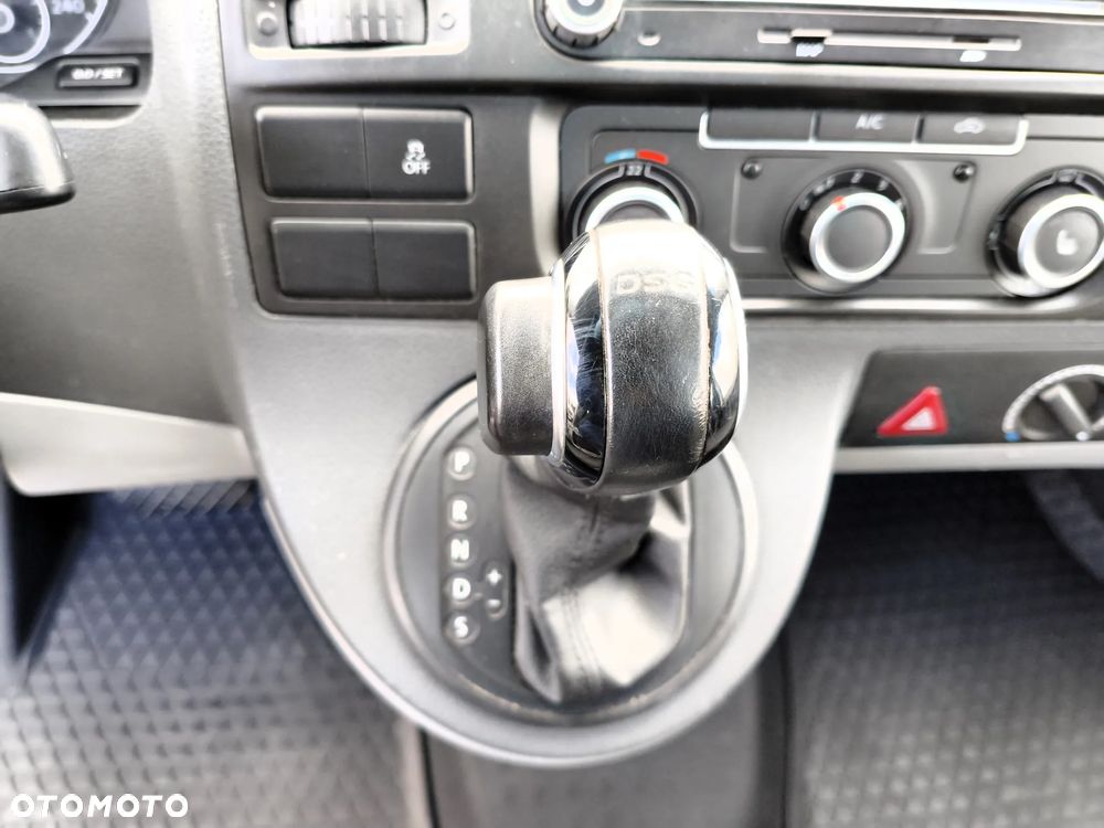 Volkswagen Transporter - 26