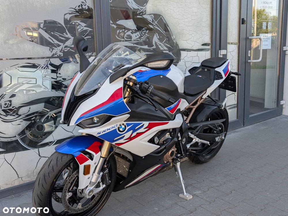 BMW S - 10