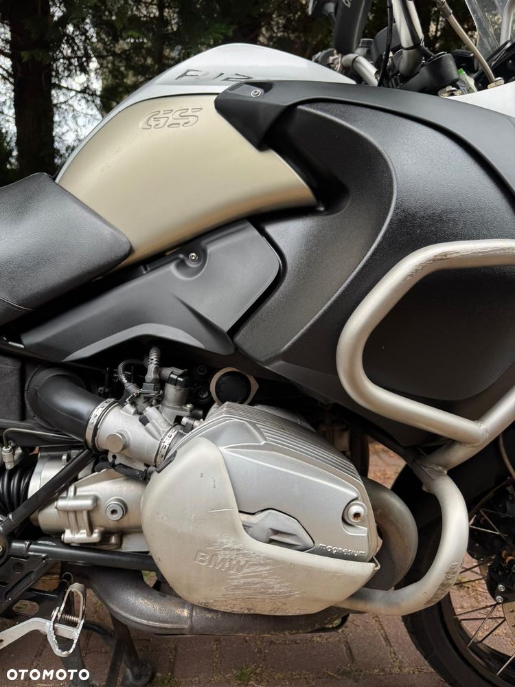 BMW R - 9