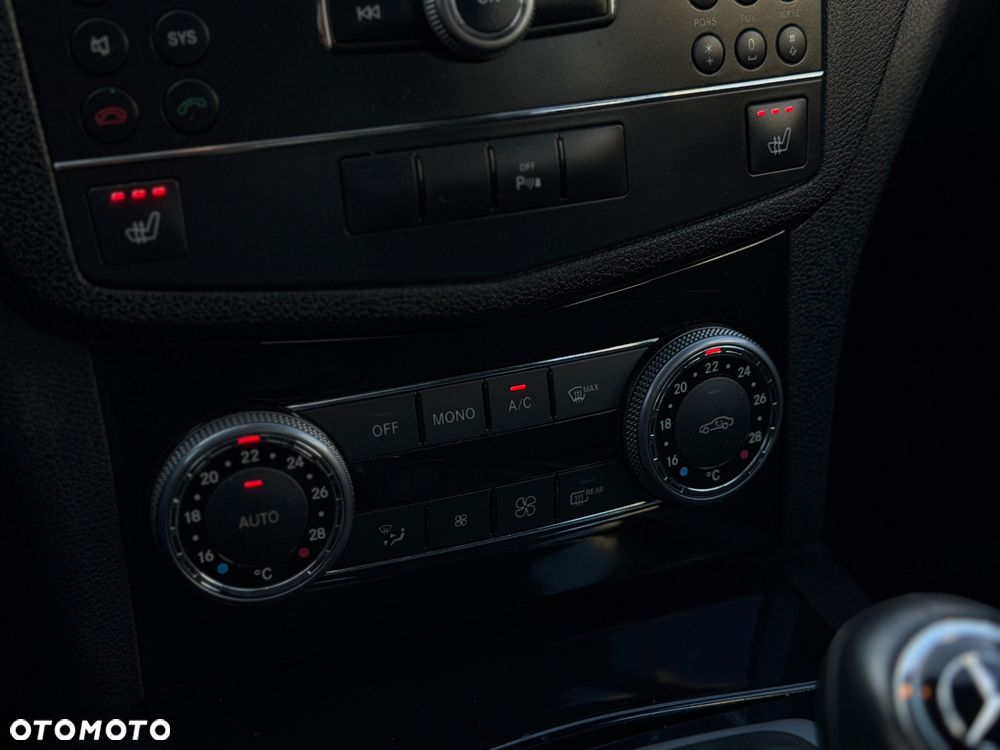 Mercedes-Benz Klasa C 180 Kompressor Automatik Avantgarde - 26