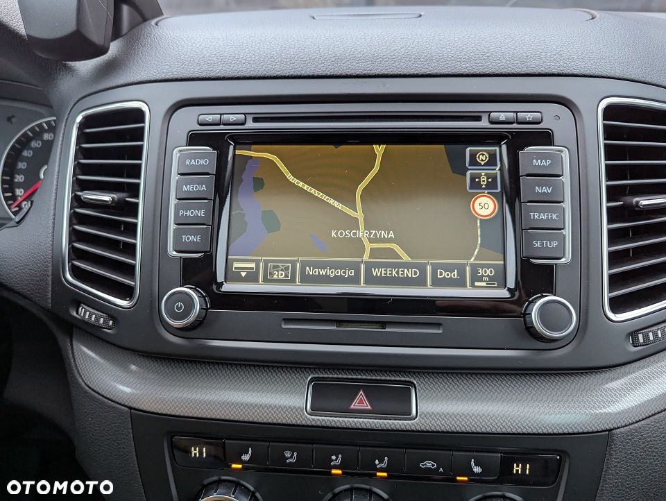 Volkswagen Sharan 2.0 TDI DSG Blue Motion Match - 21