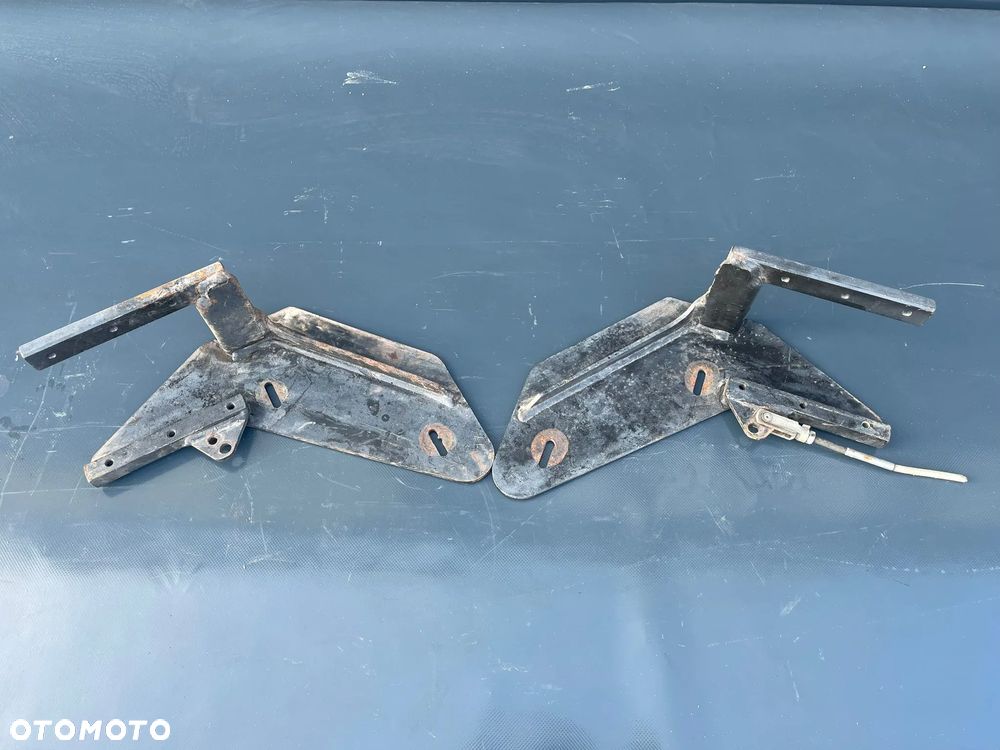 łącznik górnej szyny z słupkiem do naczepy KRONE - 2