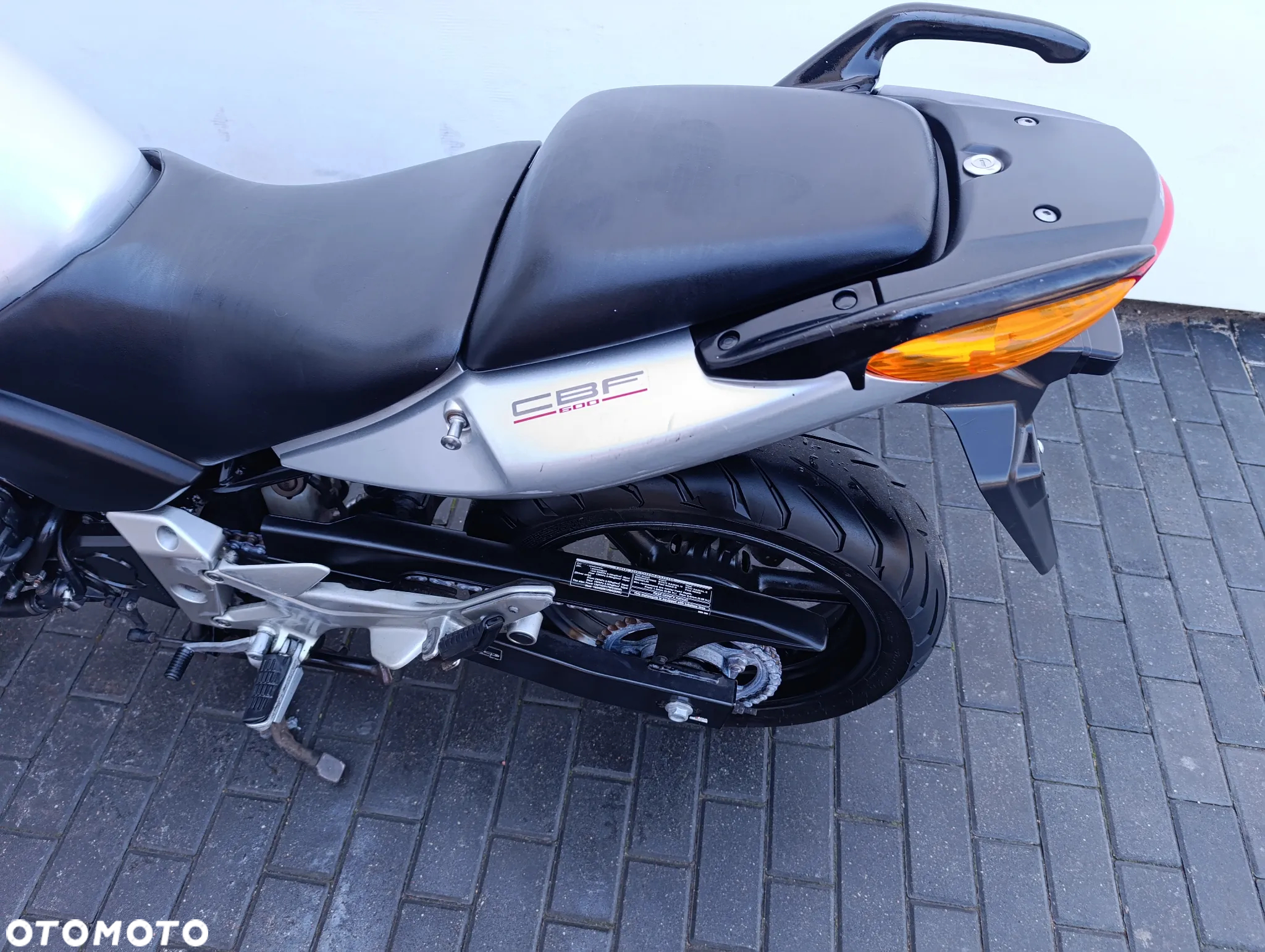 Honda CBF - 16