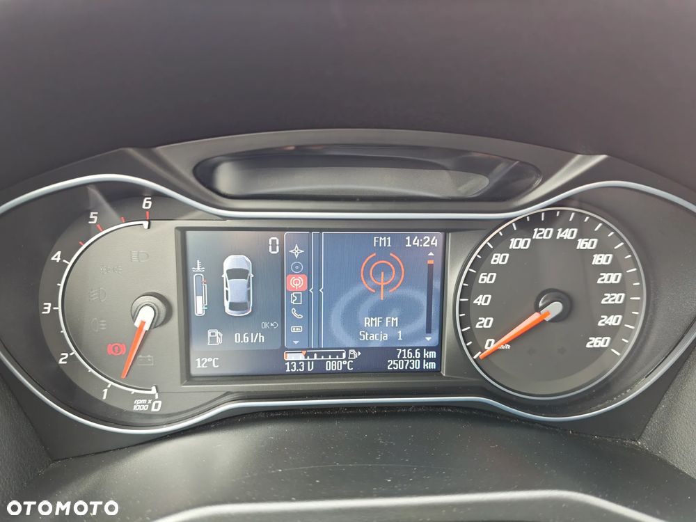 Ford Mondeo 2.0 TDCi Titanium - 17
