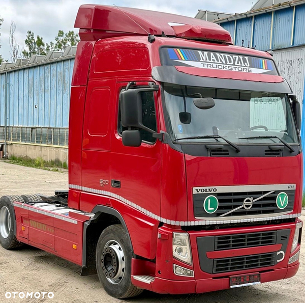 Volvo FH500 GLOB XL AUTOMAT FULLSPOJLERY STANDKLIMA KLIMA WEBASTO 2xALUTANK LODÓWKA XENONY 2011r EURO 5 EEV