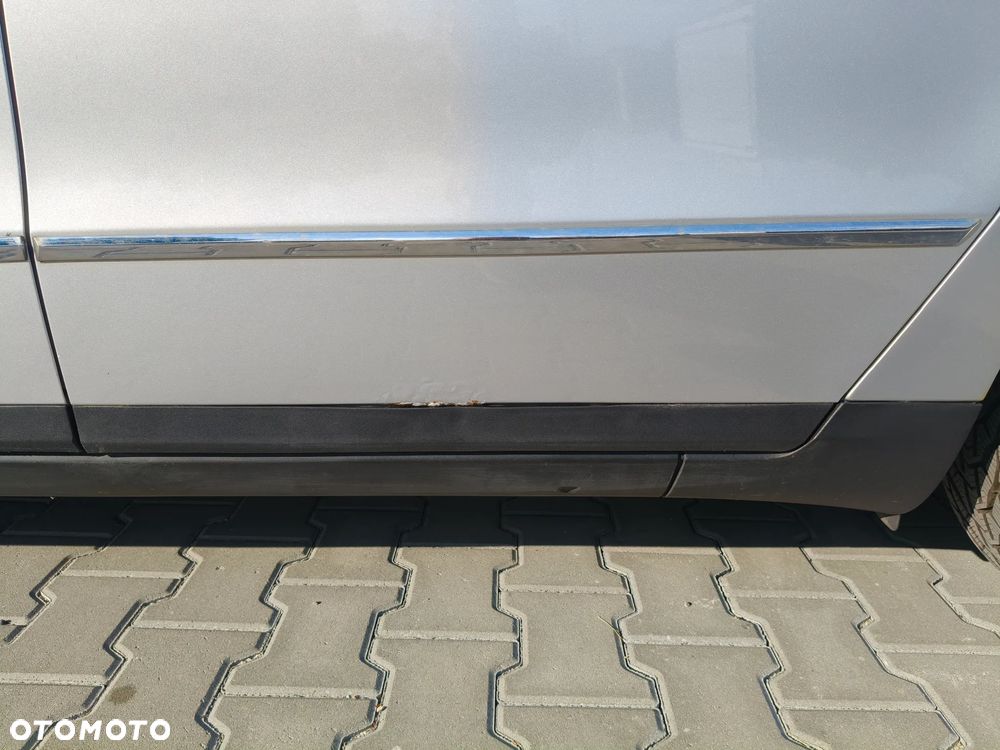 Volkswagen Passat 1.9 TDI Highline - 8