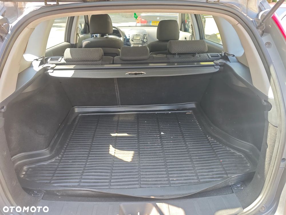 Hyundai i30 1.4 Comfort EU5 - 12