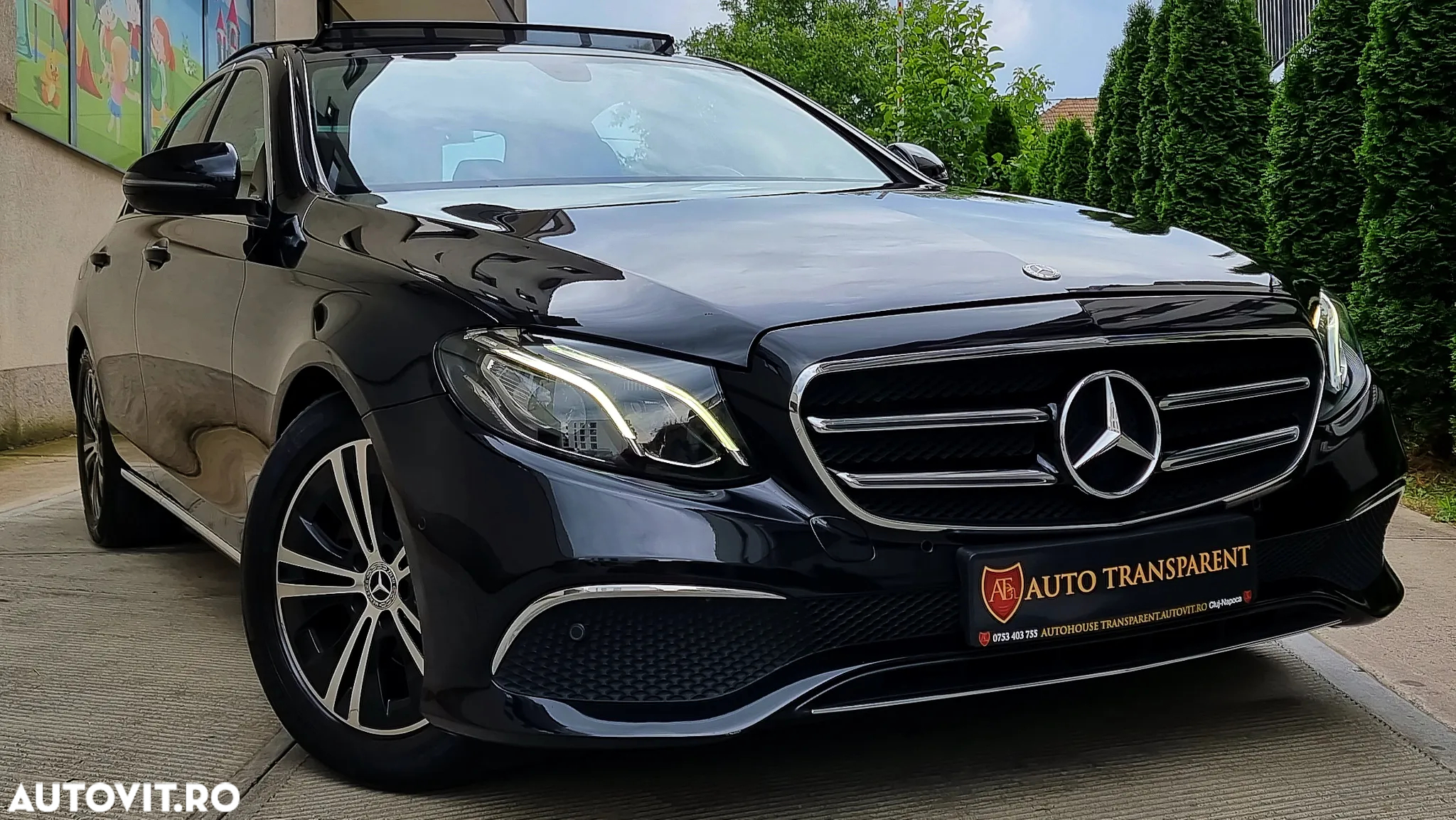 Mercedes-Benz E 220 d T 9G-TRONIC Avantgarde - 11