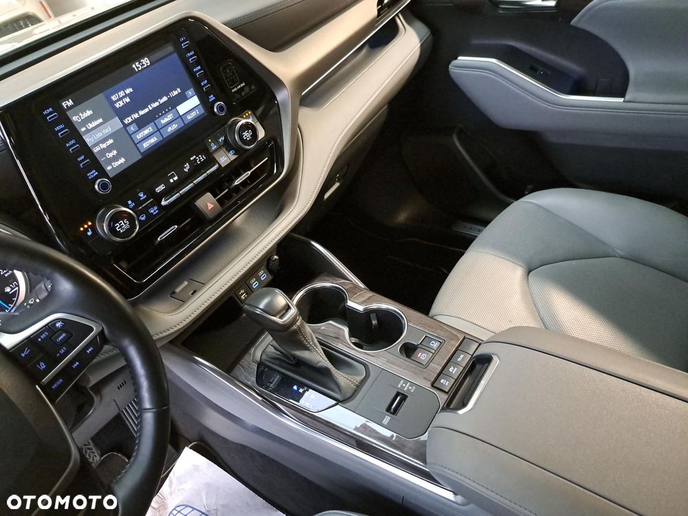 Toyota Highlander - 32