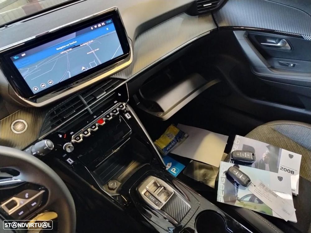 Peugeot 2008 PureTech 130 EAT8 Allure - 7