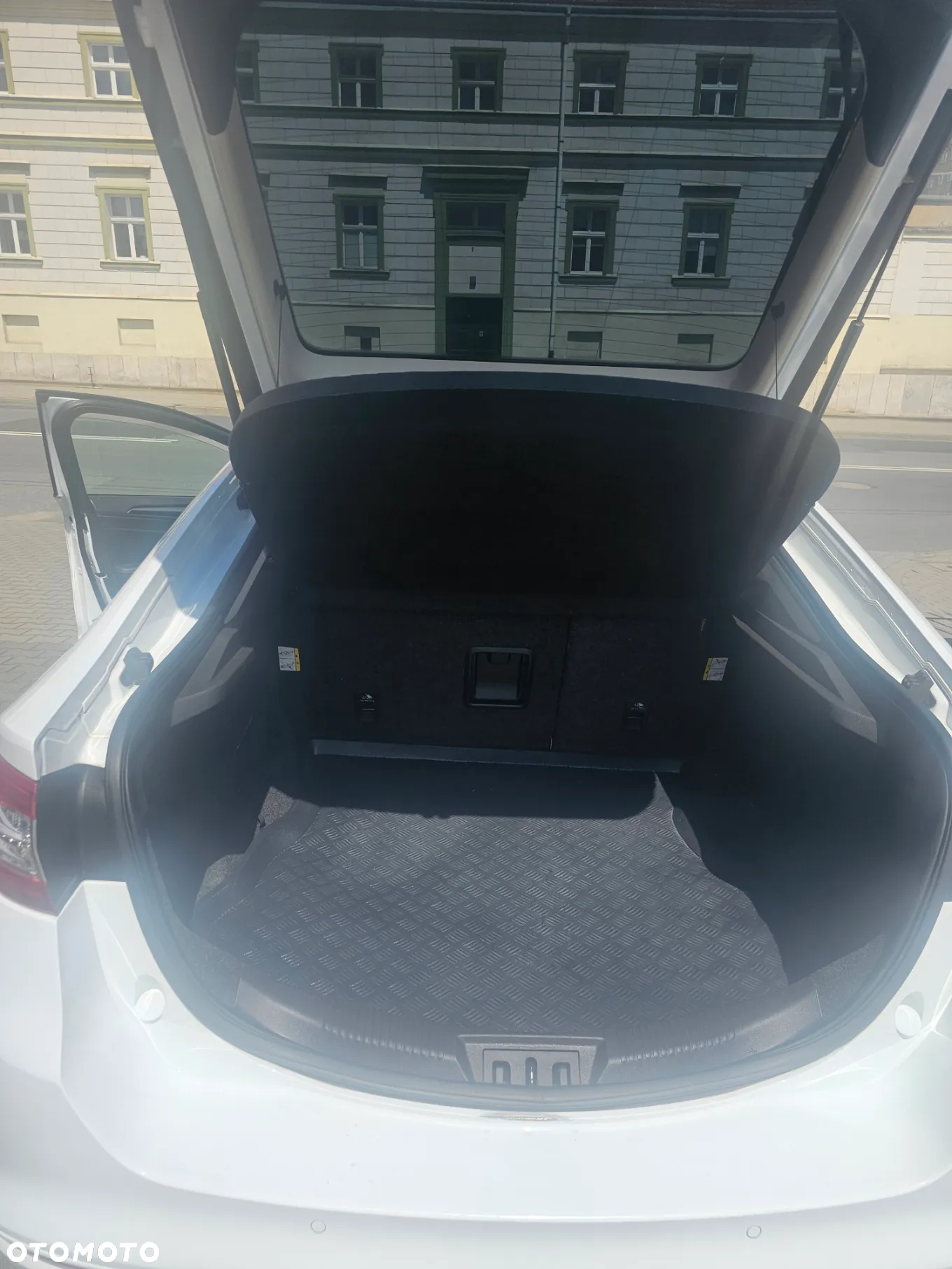 Ford Mondeo 1.5 EcoBoost ST-Line X - 8
