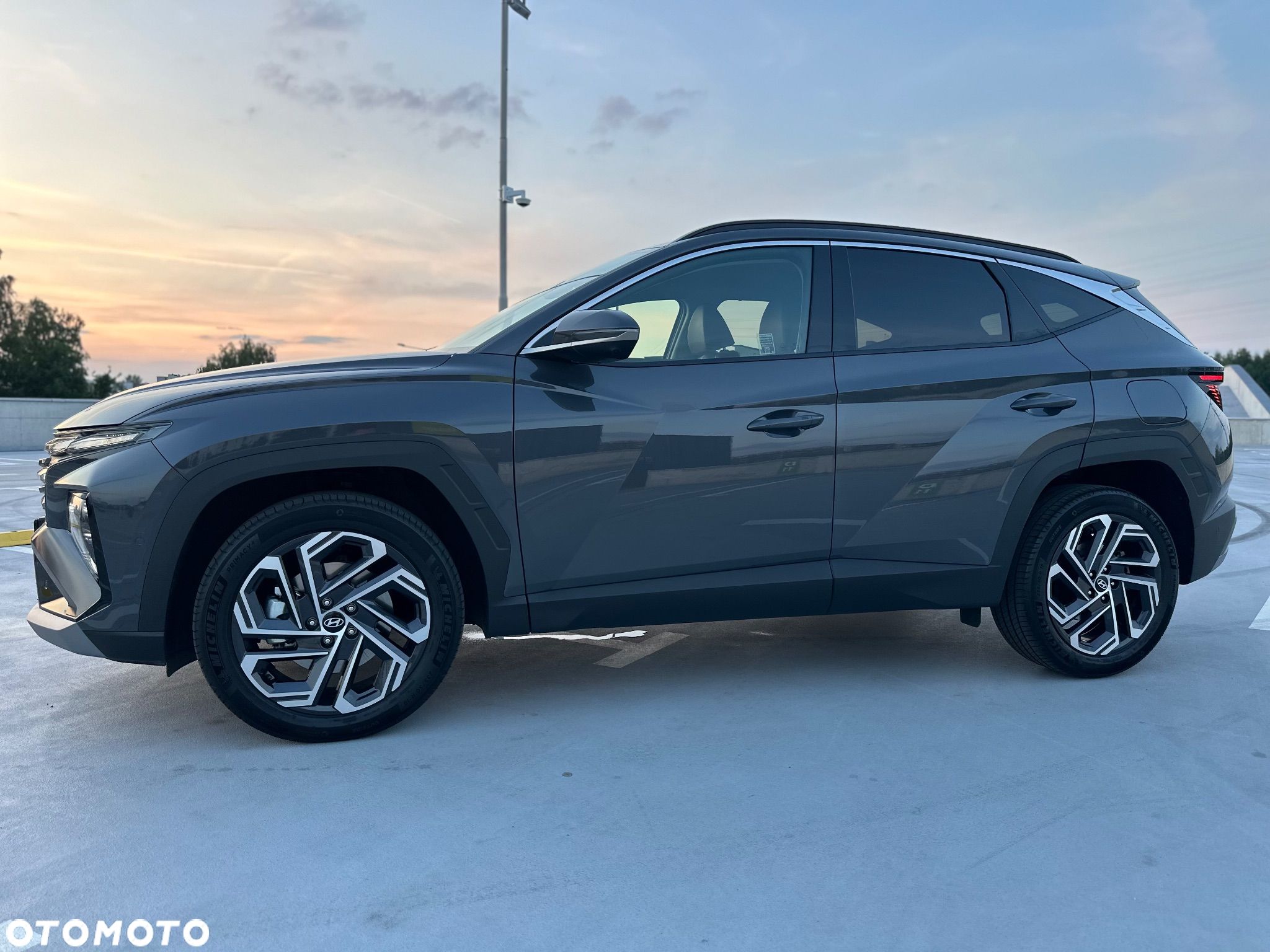 Hyundai Tucson - 1