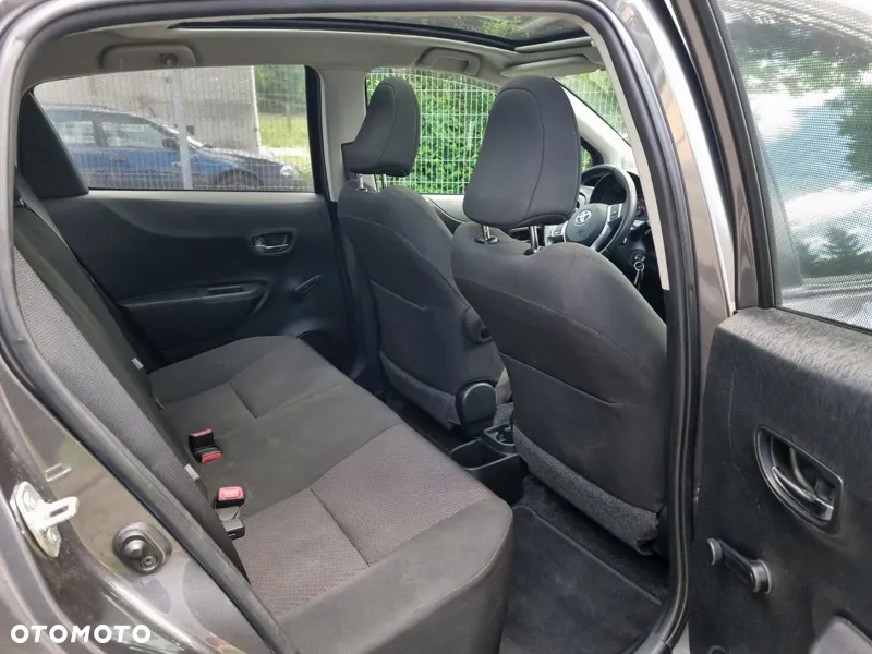 Toyota Yaris 1.33 Premium - 15