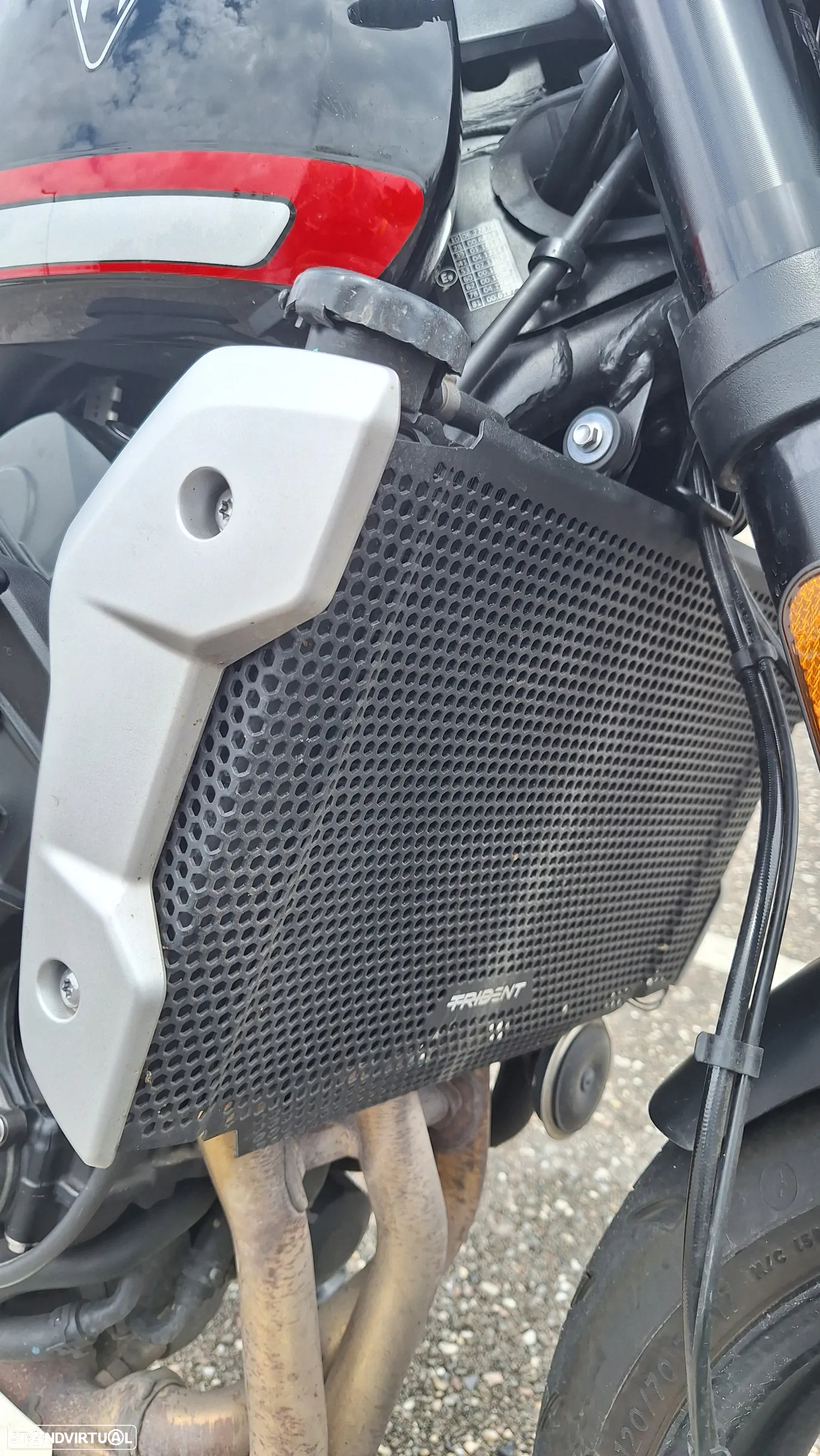 Triumph Trident - 14