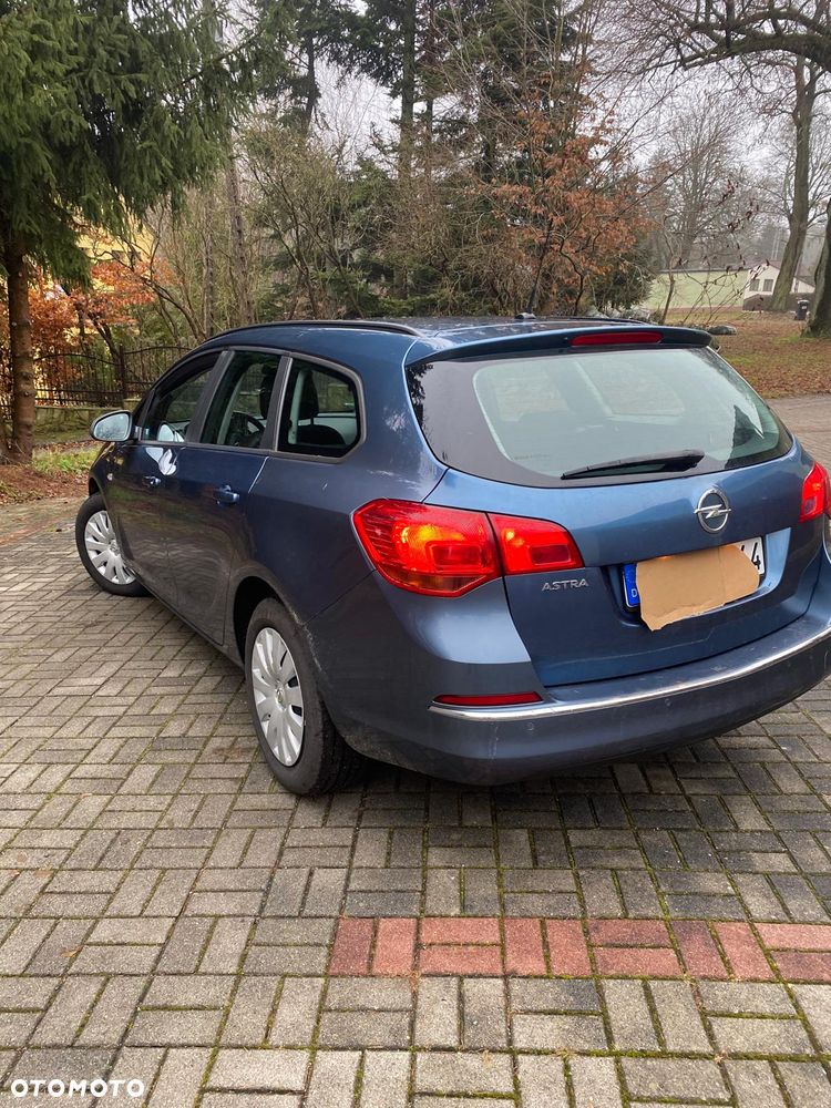 Opel Astra 1.6 Exklusiv - 3