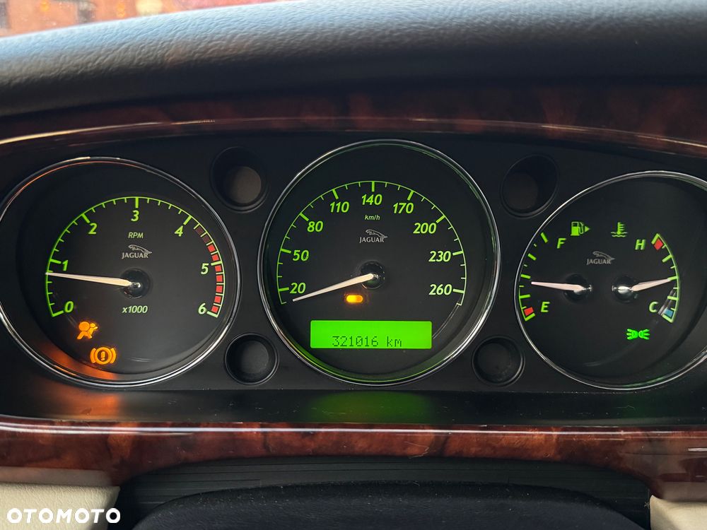 Jaguar XJ XJ6 2.7 Twin Turbo Executive - 29