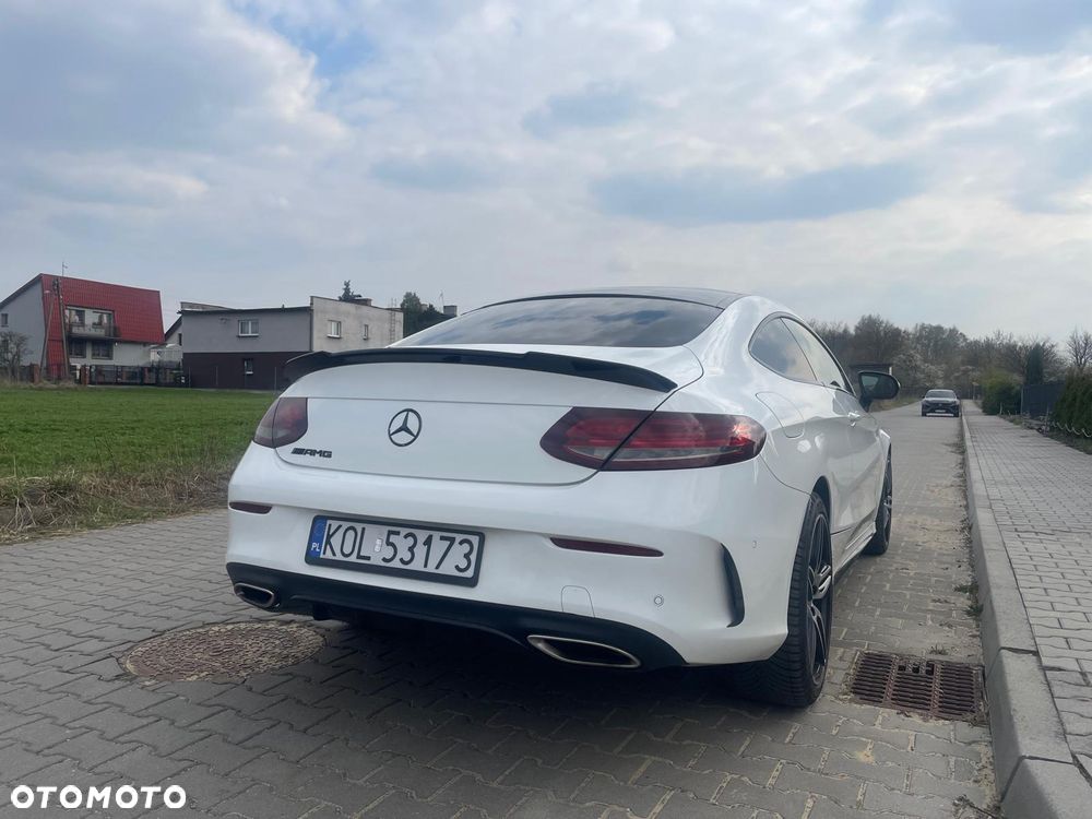 Mercedes-Benz Klasa C 200 4-Matic 9G-Tronic - 4