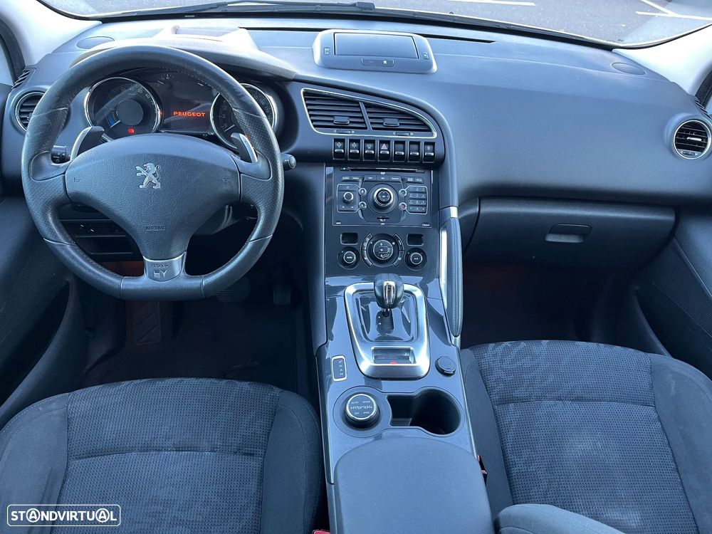 Peugeot 3008 2.0 HDi Hybrid4 - 12