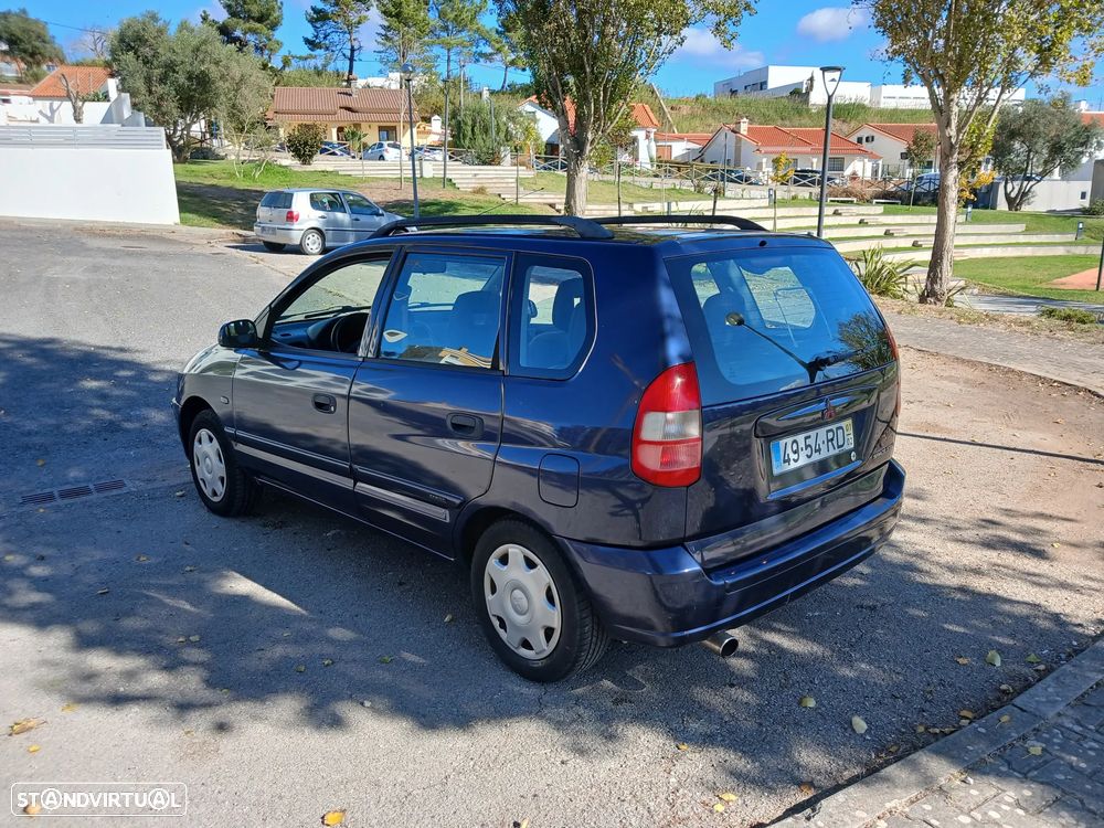 Mitsubishi Space Star 2001 photo 2