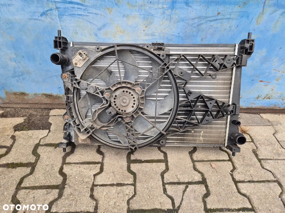 CHŁODNICA WODY WENTYLATOR INTERCOOLER OPEL COMBO D FIAT DOBLO II 2.0 MJ 10-22r. - 2