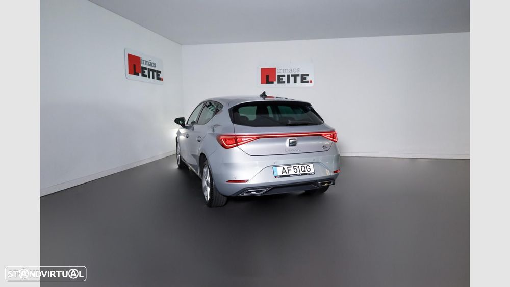 SEAT Leon 1.5 TSI e-Hybrid FR DSG — fotografia 19