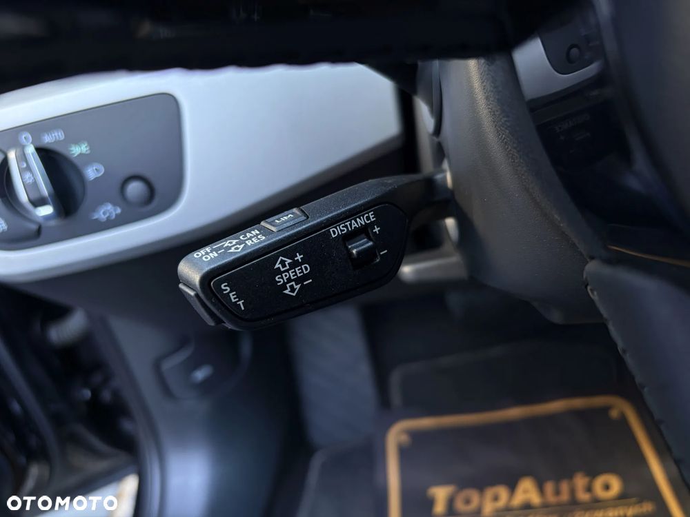 Audi A4 Avant 40 TFSI S tronic - 18