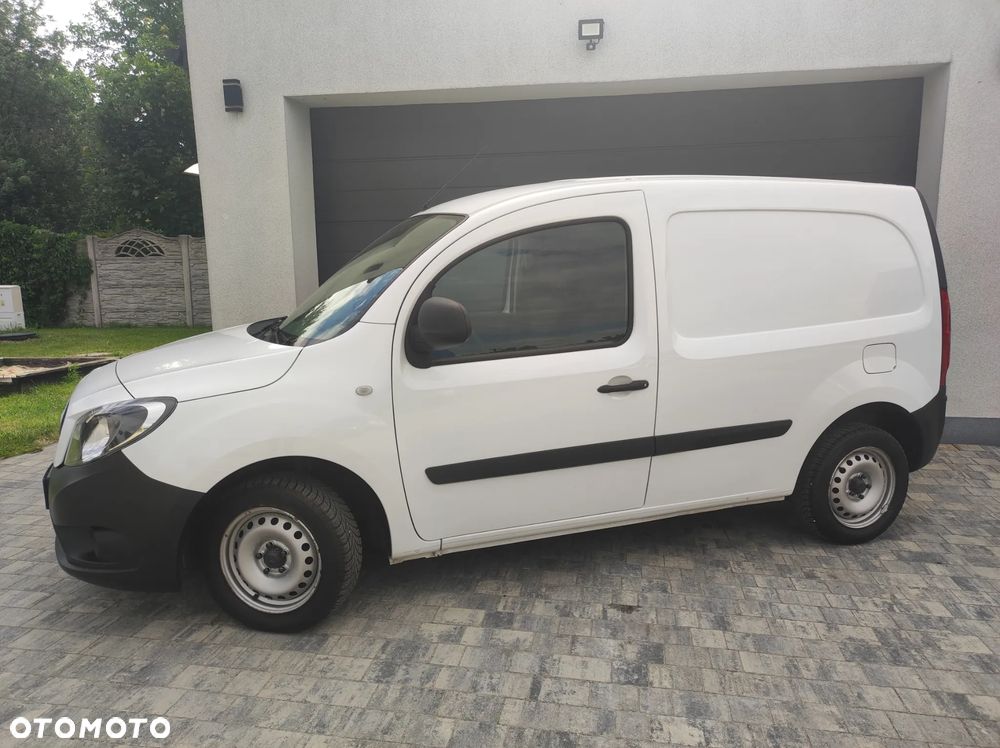 Mercedes-Benz CITAN - 11