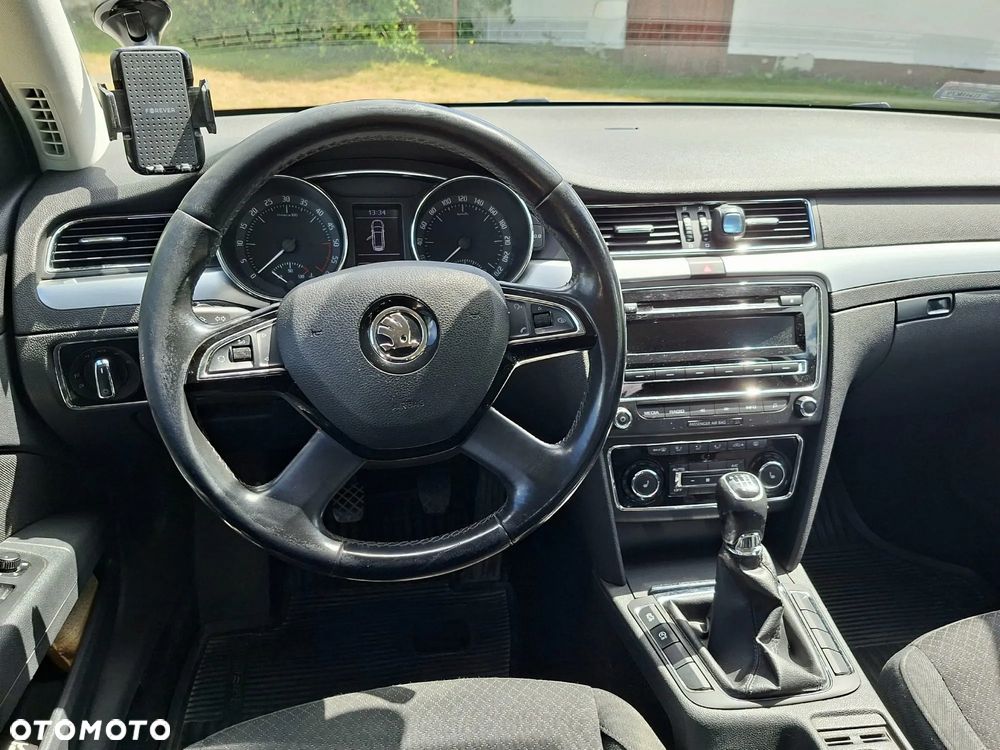 Skoda Superb 2.0 TDI Ambition - 10
