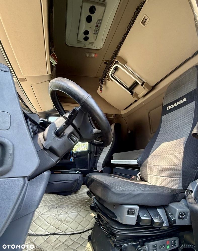 Scania R450 TOPLINE STREAMLINE AUTOMAT RETARDER FULLSPOJLERY STANDKLIMA WEBASTO XENONY LEDY SKÓRA 2xALUTANK LODÓWKA LOW DECK MEGA EURO 6 BEZ EGR 2016r ŁADNA - 9