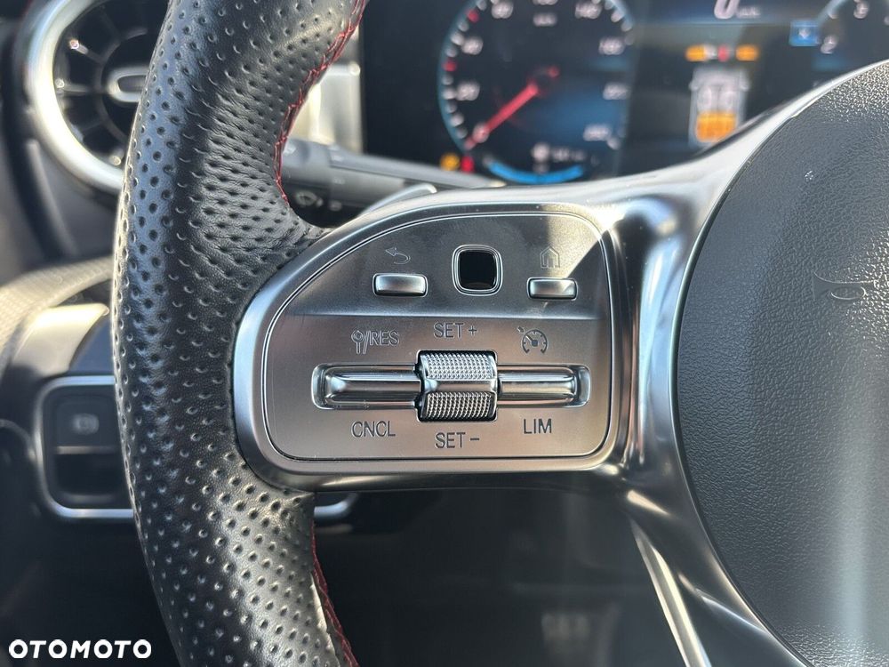 Mercedes-Benz CLA - 21