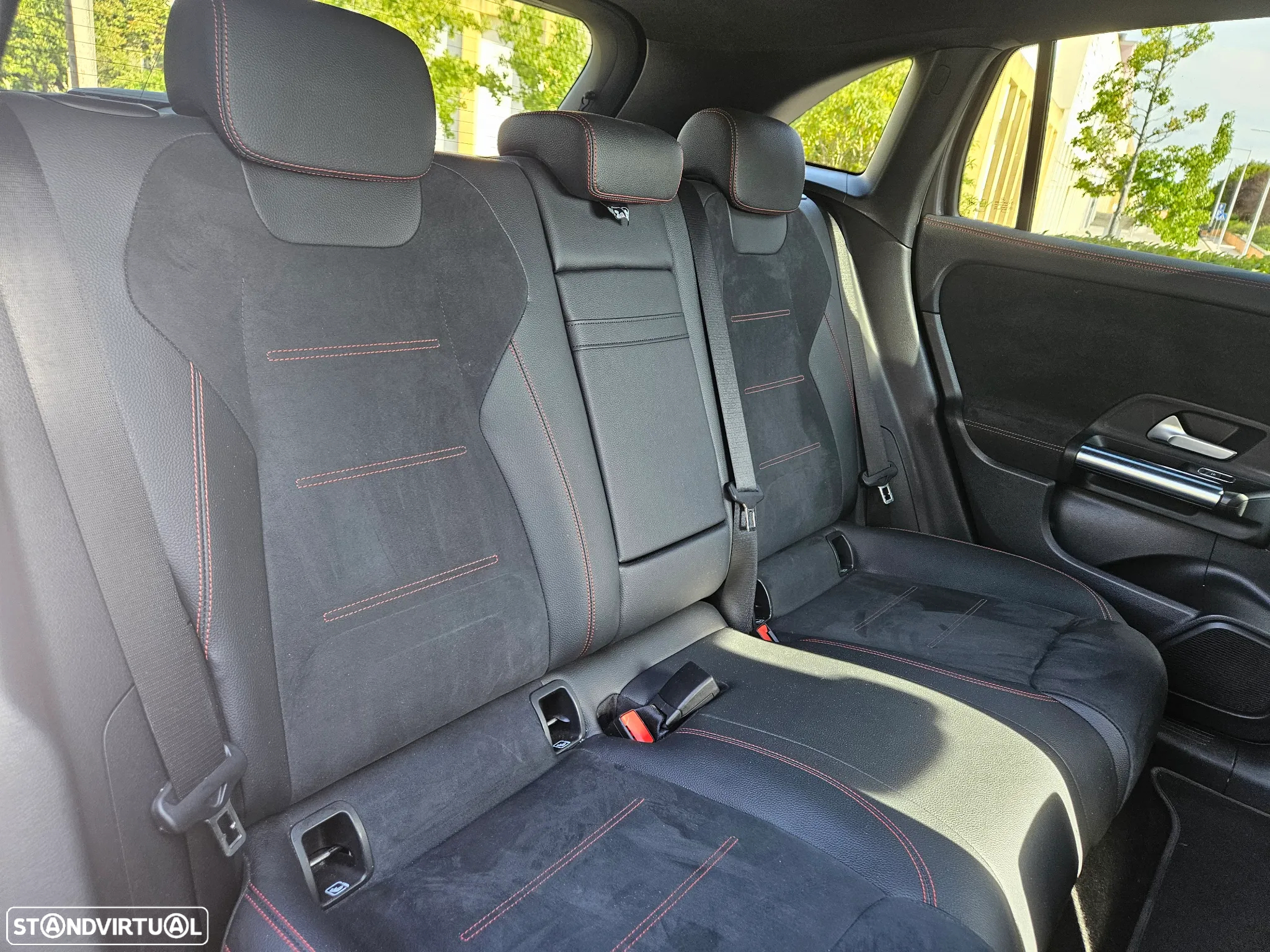 Mercedes-Benz EQA 250 AMG Line - 16