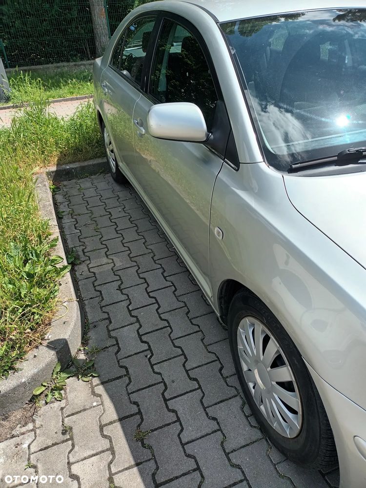 Toyota Avensis 1.8 VVT-i Executive - 13