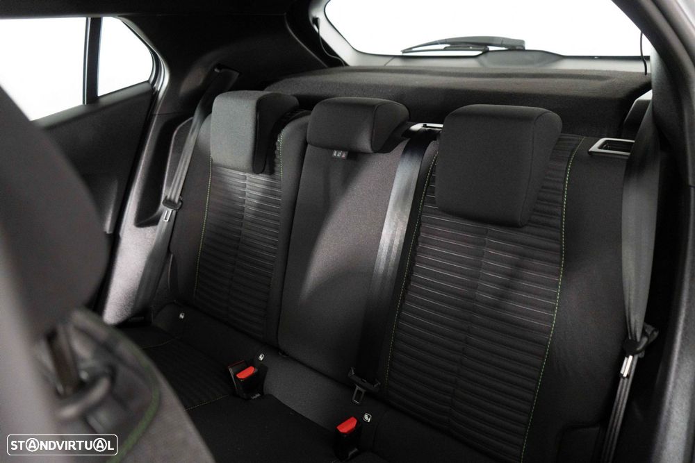 Peugeot 2008 1.2 PureTech Active Pack - 11