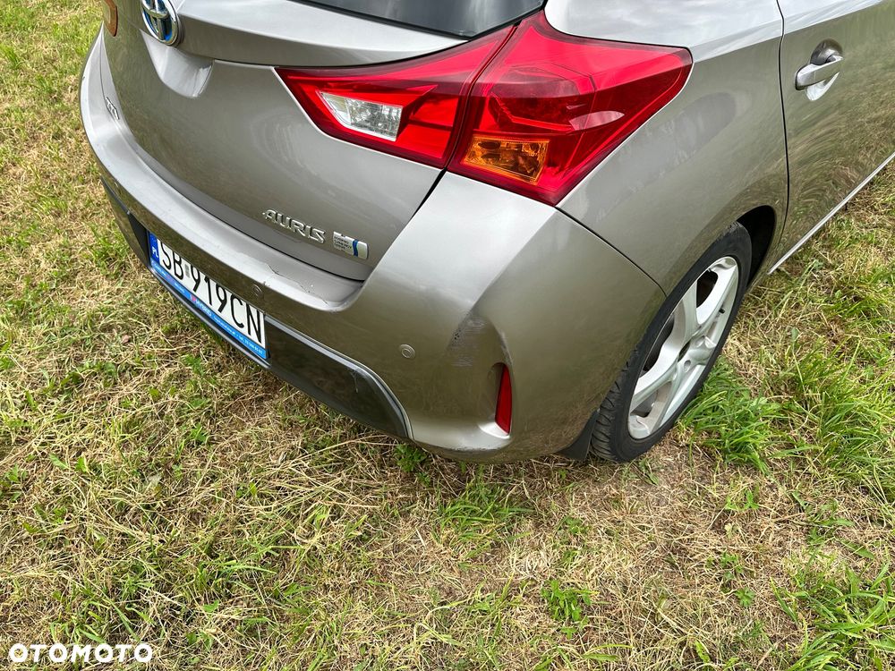 Toyota Auris 1.8 HSD Luna - 6