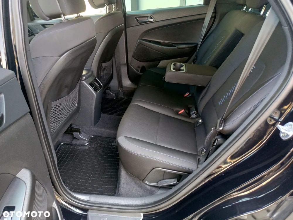 Hyundai Tucson blue 1.7 CRDi 2WD Passion Plus - 14