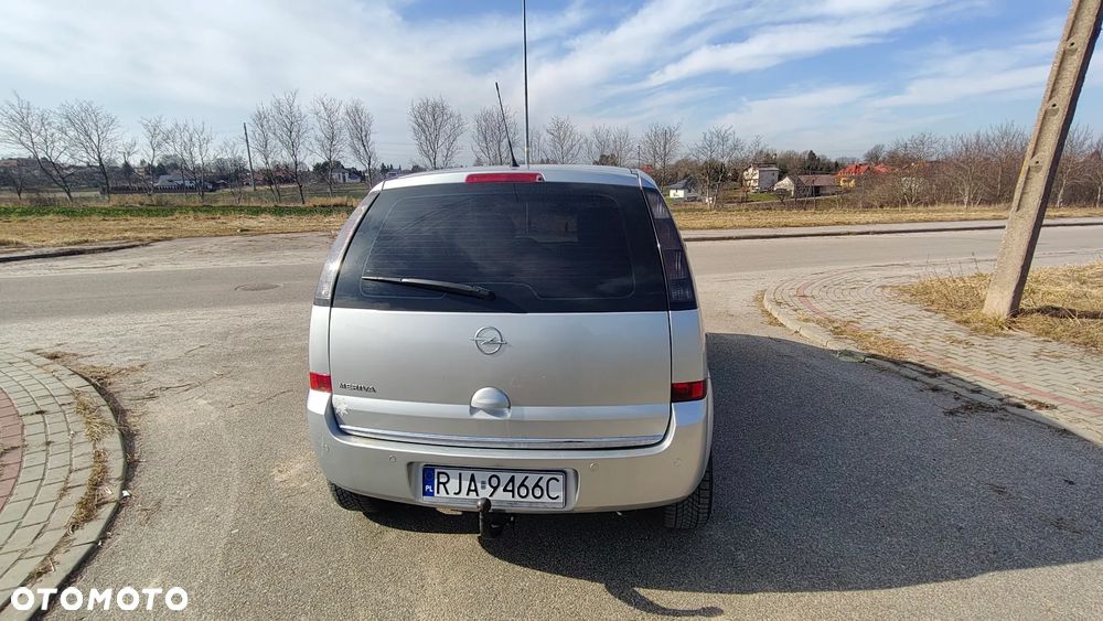 Opel Meriva 1.6 Cosmo - 4