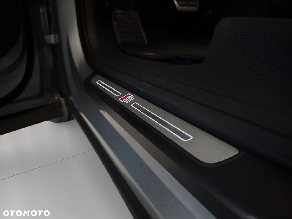 Audi SQ7 - 28