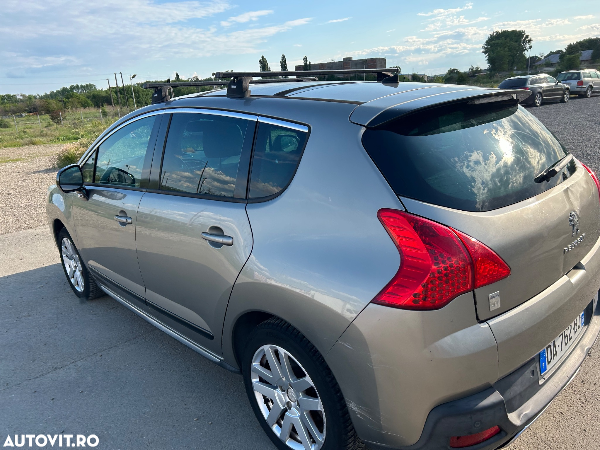 Peugeot 3008 Hybrid4 - 3